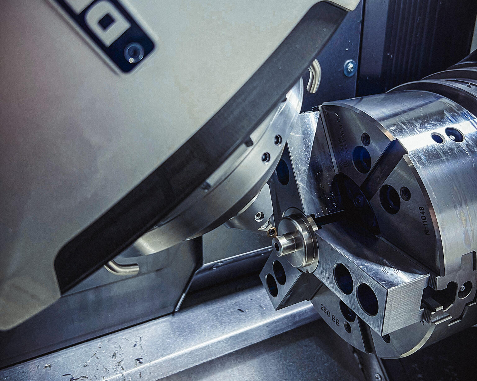 CNC-Fertigung als Grundlage für einbaufertige Bauteile